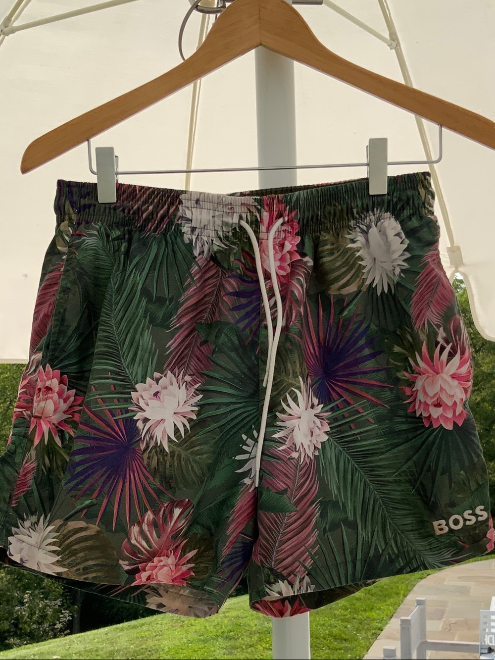 BOSS Green Tropical Floral Athletic Shorts in Small